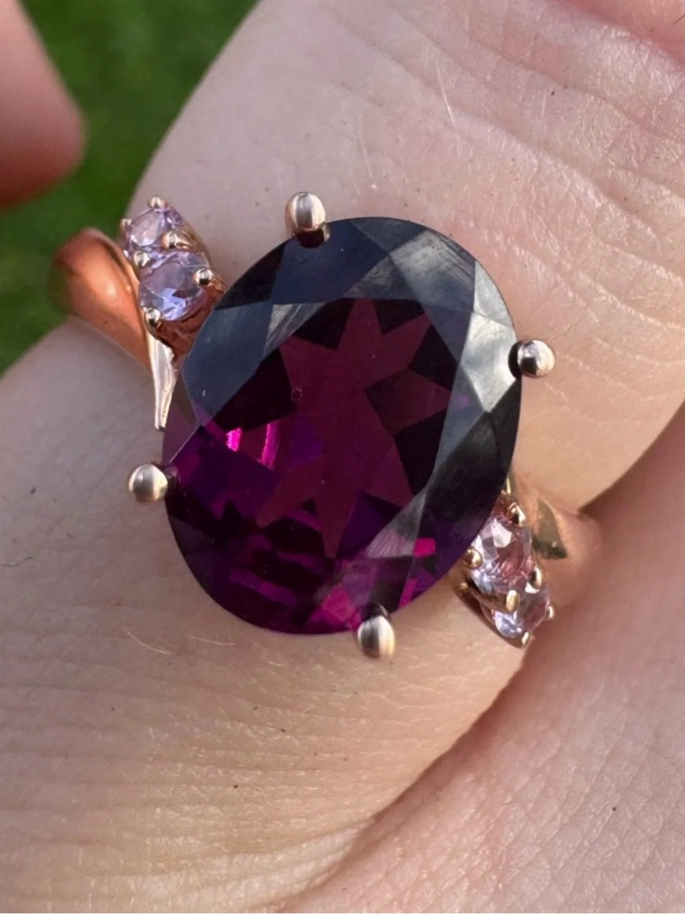 Solid 10k rose gold 2.60Ctw genuine grape garnet/pink sapphire